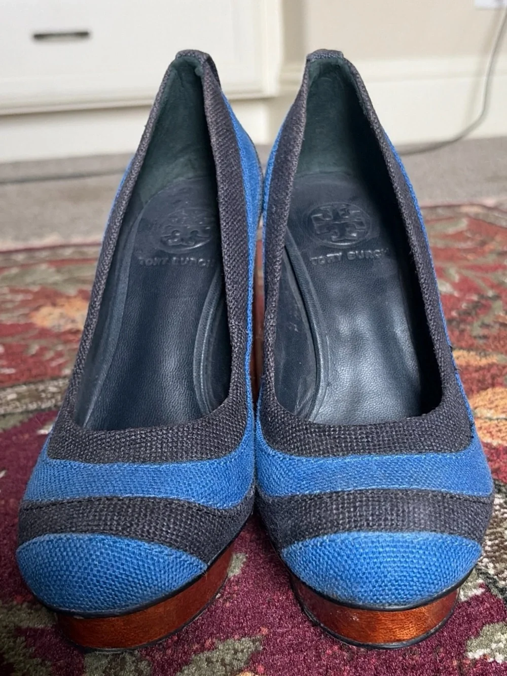 Tory Burch Blue and Navy Canvas Block Heel Pumps with Gold Logo
